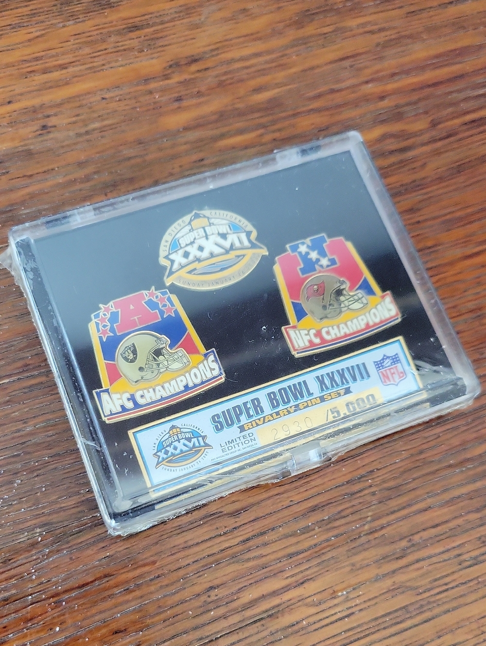 2003 NFL Super Bowl XXXVII (37) Rivalry Pin Set -- #2930 of 5000